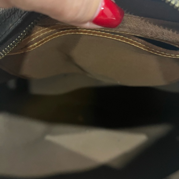 ***Authentic Louis Vuitton purse***good condition - Picture 12 of 15